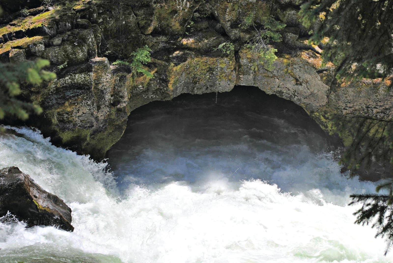 Natural Bridge & Lava Tubes